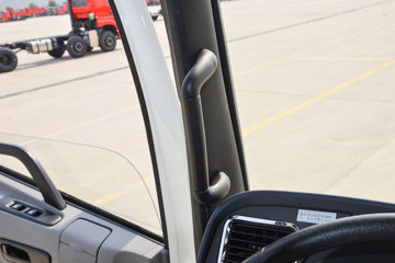 ����ʮͨ ��� 245���� 4X4 4.5����ж��(STQ2186L07Y3E6)ͼƬ