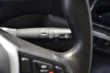 ����ʮͨ ��� 245���� 4X4 4.5����ж��(STQ2186L07Y3E6)ͼƬ