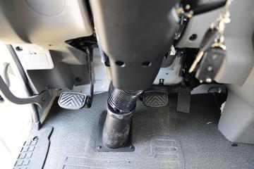 ����ʮͨ ��� 245���� 4X4 4.5����ж��(STQ2186L07Y3E6)ͼƬ