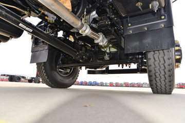 ����ʮͨ ��� 245���� 4X4 4.5����ж��(STQ2186L07Y3E6)ͼƬ