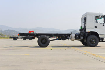 ����ʮͨ ��� 245���� 4X4 4.5����ж��(STQ2186L07Y3E6)ͼƬ