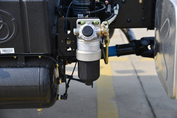 ����ʮͨ ��� 245���� 4X4 4.5����ж��(STQ2186L07Y3E6)ͼƬ