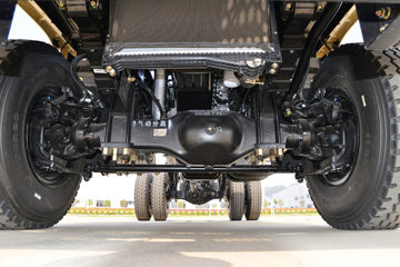 ����ʮͨ ��� 245���� 4X4 4.5����ж��(STQ2186L07Y3E6)ͼƬ