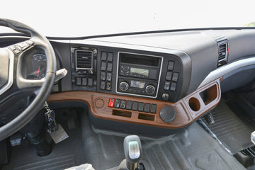 ����ʮͨ ��� ������ 270���� 8X2 7.6�������ػ���(����457��ɲ)(STQ1312L16Y4A6)ͼƬ