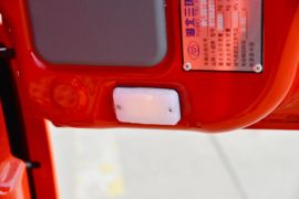 昊龙&nbsp;自卸车驾驶室                                               图片