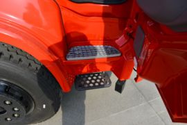 昊龙&nbsp;自卸车驾驶室                                               图片