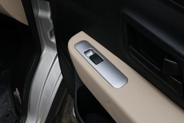 ������Խ �±�T5 �콢001�� 1.6L 122���� ���� 3.3�׵�������С��(����)(������)(SC1031NAD6B3)ͼƬ