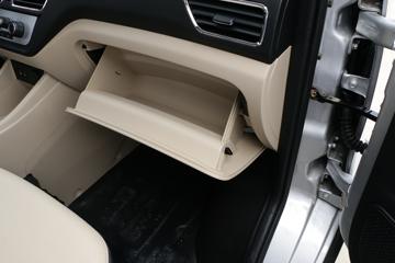 ������Խ �±�T5 �콢001�� 1.6L 122���� ���� 3.3�׵�������С��(����)(������)(SC1031NAD6B3)ͼƬ