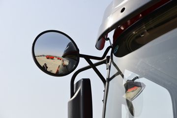 ����ʮͨ ��� 270���� 6X2 6.8����ж��(����)(STQ3256L15Y4D6)ͼƬ