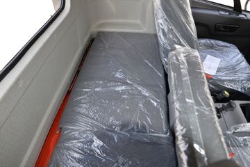 ����ʮͨ ��� 270���� 6X2 6.8����ж��(����)(STQ3256L15Y4D6)ͼƬ