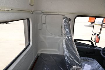 ����ʮͨ ��� 270���� 6X2 6.8����ж��(����)(STQ3256L15Y4D6)ͼƬ