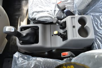 ����ʮͨ ��� 270���� 6X2 6.8����ж��(����)(STQ3256L15Y4D6)ͼƬ