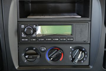 ����ʮͨ ��� 270���� 6X2 6.8����ж��(����)(STQ3256L15Y4D6)ͼƬ