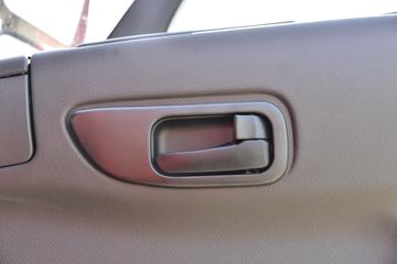 ����ʮͨ ��� 220���� 6X2 ƽ�����䳵(STQ5245TPBD6)ͼƬ