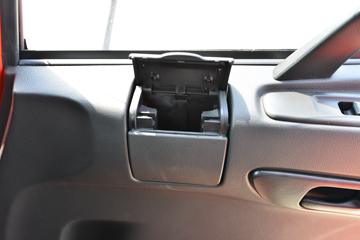 ����ʮͨ ��� 220���� 6X2 ƽ�����䳵(STQ5245TPBD6)ͼƬ