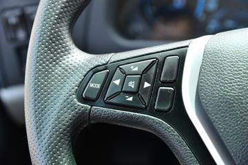 ����ʮͨ ��� 220���� 6X2 ƽ�����䳵(STQ5245TPBD6)ͼƬ