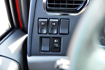 ����ʮͨ ��� 220���� 6X2 ƽ�����䳵(STQ5245TPBD6)ͼƬ