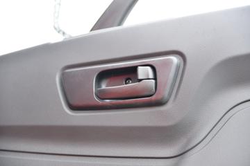 ����ʮͨ ��� 270���� 6X4 �泵�������䳵(ʮͨ��)(STQ5248JSQS6)ͼƬ