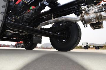 ����ʮͨ ��� 220���� 6X2 ƽ�����䳵(STQ5245TPBD6)ͼƬ