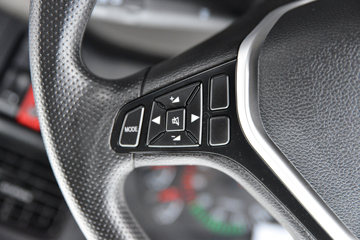 ����ʮͨ ��� 270���� 6X4 �泵�������䳵(ʮͨ��)(STQ5248JSQS6)ͼƬ