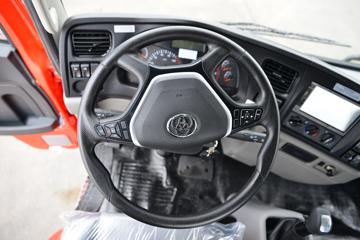 ����ʮͨ ��� 270���� 6X4 �泵�������䳵(ʮͨ��)(STQ5248JSQS6)ͼƬ