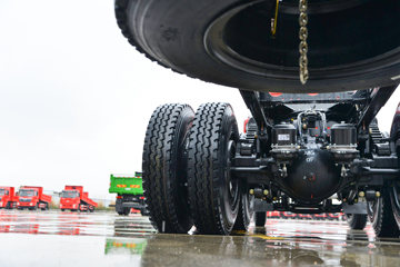 ����ʮͨ ��� 270���� 6X4 �泵�������䳵(ʮͨ��)(STQ5248JSQS6)ͼƬ