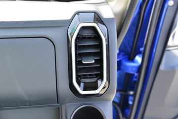 ����ʮͨ T3���� 200���� 4X4 4.3��ԽҰ��ж��(����)ͼƬ