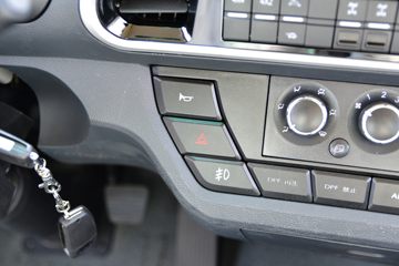 ����ʮͨ T3���� 200���� 4X4 4.3��ԽҰ��ж��(����)ͼƬ