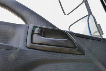 ����ʮͨ T3���� 200���� 4X4 4.3��ԽҰ��ж��(����)ͼƬ