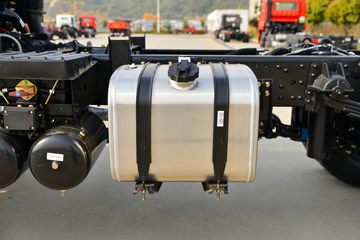 ����ʮͨ T3���� 200���� 4X4 4.3��ԽҰ��ж��(����)ͼƬ