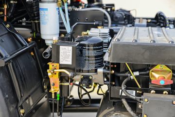 ����ʮͨ T3���� 200���� 4X4 4.3��ԽҰ��ж��(����)ͼƬ