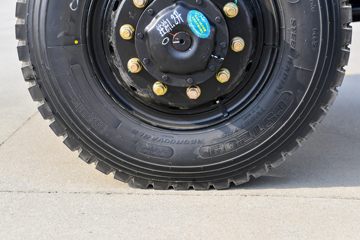 ����ʮͨ T3���� 200���� 4X4 4.3��ԽҰ��ж��(����)ͼƬ