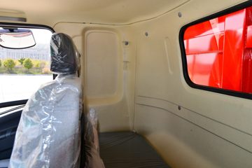 ����ʮͨ ���� 160���� 4X2 4����ж��(��ʿ��8��)ͼƬ