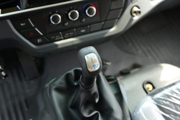 ����ʮͨ ���� 160���� 4X2 4����ж��(��ʿ��8��)ͼƬ