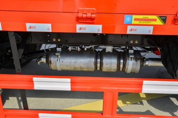 ����ʮͨ ���� 160���� 4X2 4����ж��(��ʿ��8��)ͼƬ