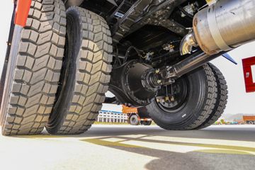 ����ʮͨ ���� 160���� 4X2 4����ж��(��ʿ��8��)ͼƬ