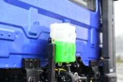 三环十通 昊龙 舒适版 230马力 6X2 6.8米栏板载货车(STQ1247L10Y3D6)
