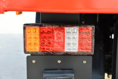 三环十通 创客 180马力 4X2 4.2米自卸车(STQ3181L03Y3N6)