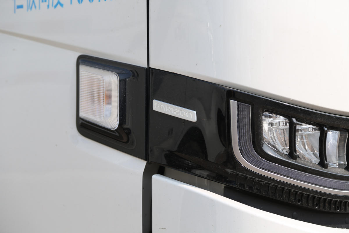 Զ H8R ׼ 4.5T 4.15׵Ųʽ϶Ῠ53.58kWh