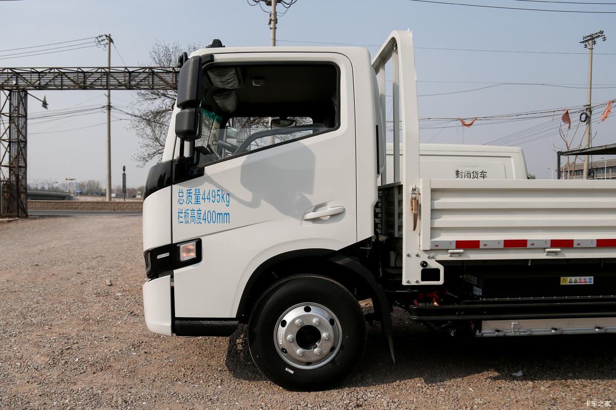 Զ H8R ׼ 4.5T 4.15׵Ųʽ϶Ῠ53.58kWh