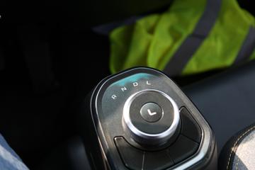 Զ�� ����H8R ��׼�� 4.5T 4.15�׵��Ų��ʽ��϶��������Ῠ53.58kWhͼƬ