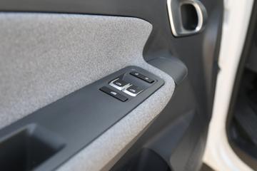 Զ�� ����H8R ��׼�� 4.5T 4.15�׵��Ų��ʽ��϶��������Ῠ53.58kWhͼƬ