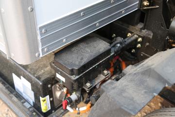 �����Ῠ ����Z1 ������ 4.18�׵��Ŵ��綯��ʽ�Ῠ98.04kWhͼƬ