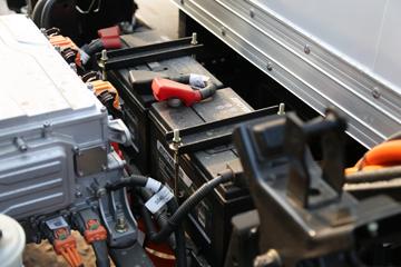 �����Ῠ ����Z1 ������ 4.18�׵��Ŵ��綯��ʽ�Ῠ98.04kWhͼƬ