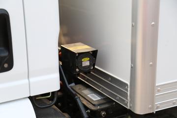 �����Ῠ ����Z1 ������ 4.18�׵��Ŵ��綯��ʽ�Ῠ98.04kWhͼƬ