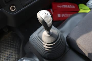 ����Ծ�� ��ԽEC300 4.5T 4.15�׵��Ŵ��綯��ʽ�Ῠ81.14kWhͼƬ