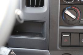 超越C系&nbsp;电动载货车内饰图片