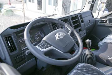 ����Ծ�� ��ԽEC300 4.5T 4.15�׵��Ŵ��綯��ʽ�Ῠ81.14kWhͼƬ