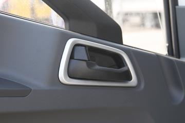 ����Ծ�� ��ԽEC300 4.5T 4.15�׵��Ŵ��綯��ʽ�Ῠ81.14kWhͼƬ