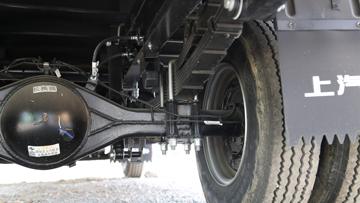 ����Ծ�� ��ԽEC300 4.5T 4.15�׵��Ŵ��綯��ʽ�Ῠ81.14kWhͼƬ